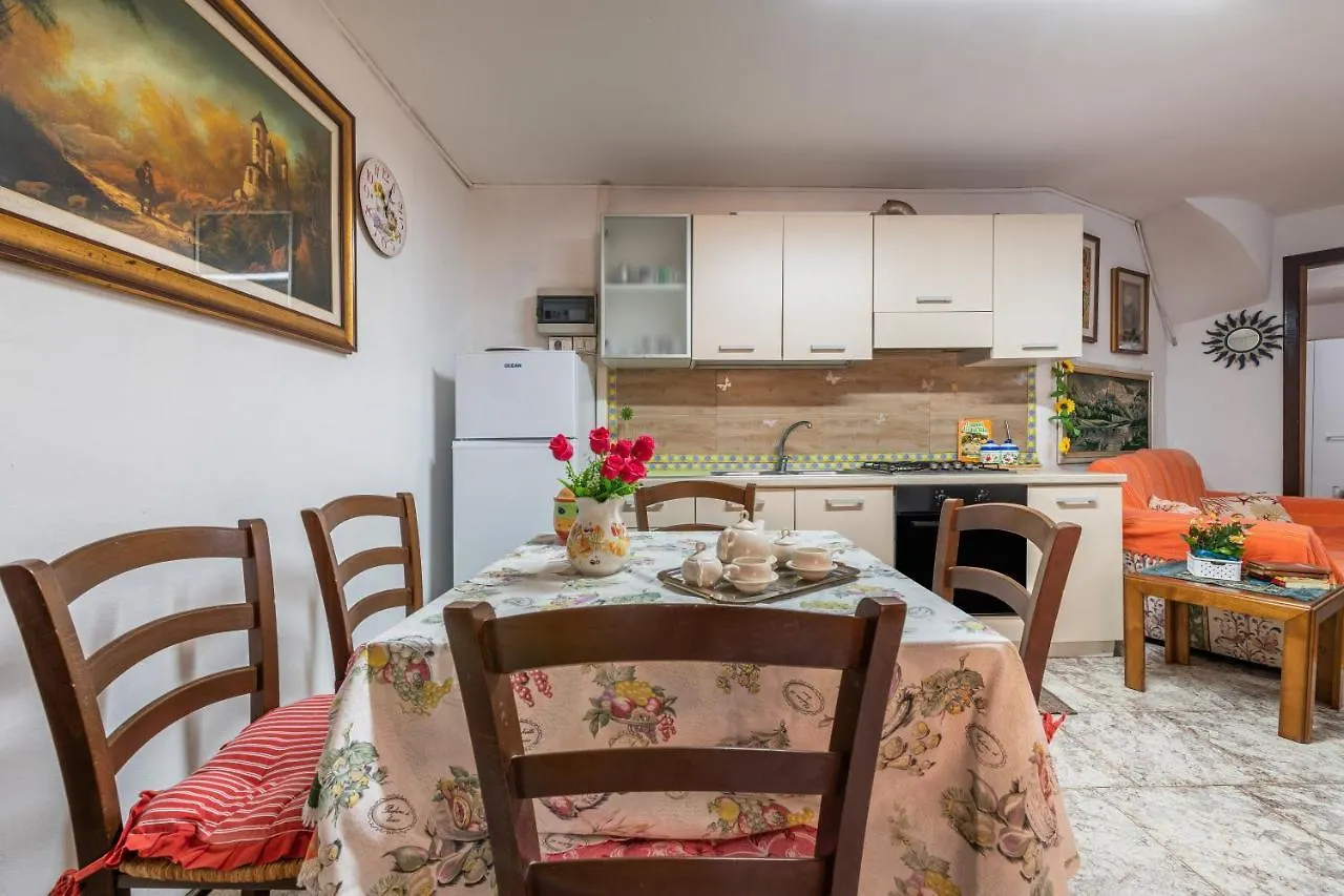 Quartu SantʼElena Villa Gianna - Appartamento Renato 0*, Quartu SantʼElena