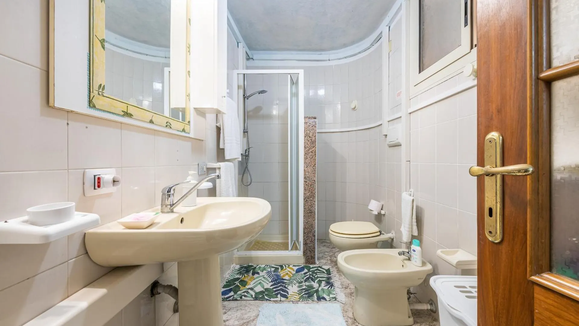 Villa Gianna - Appartamento Renato 콰르투 산텔레나